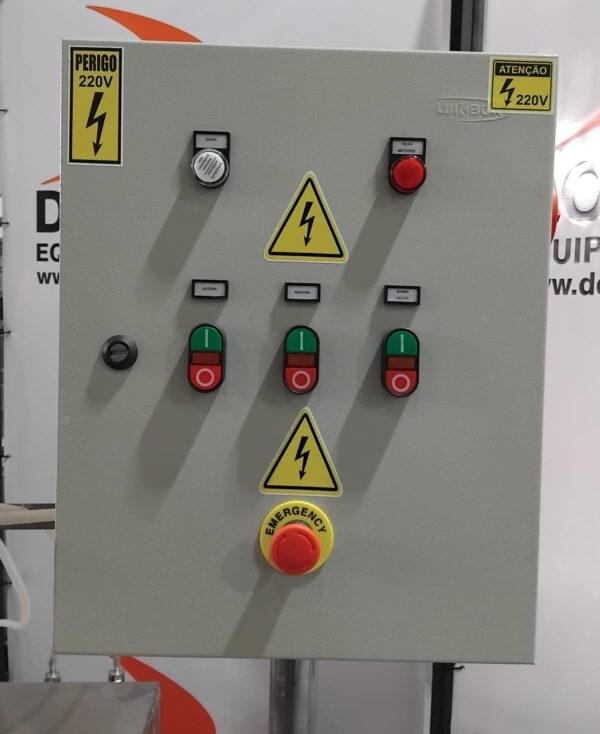 Envasadora wada de liquidos e semi liquidos